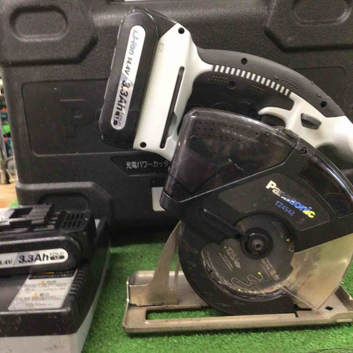 ★パナソニック(Panasonic) コードレスチップソーカッター EZ4542LS2M-B【町田店】