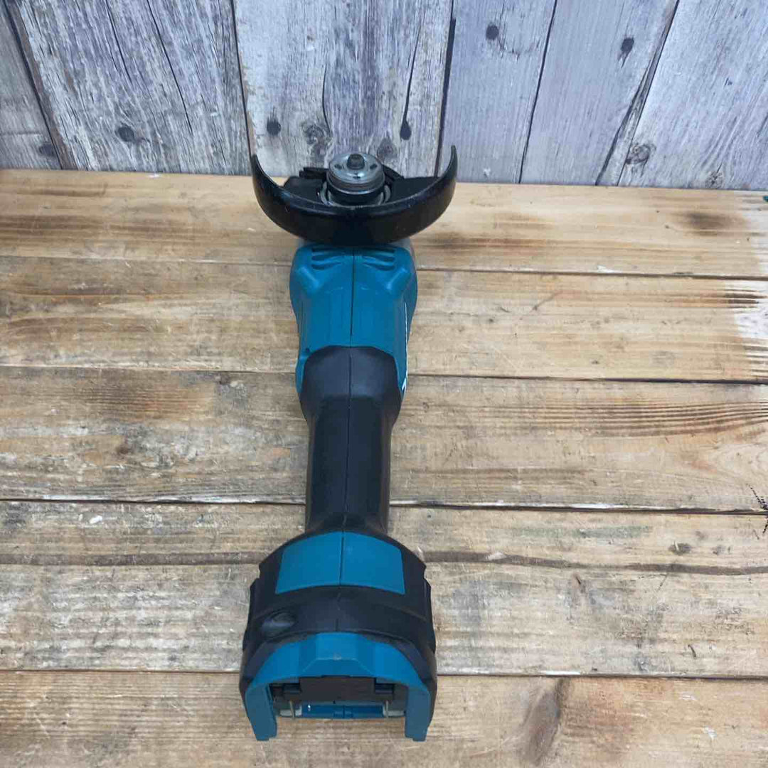 マキタ(makita) 100mmコードレスディスクグラインダ GA404DRT 【東大和店】