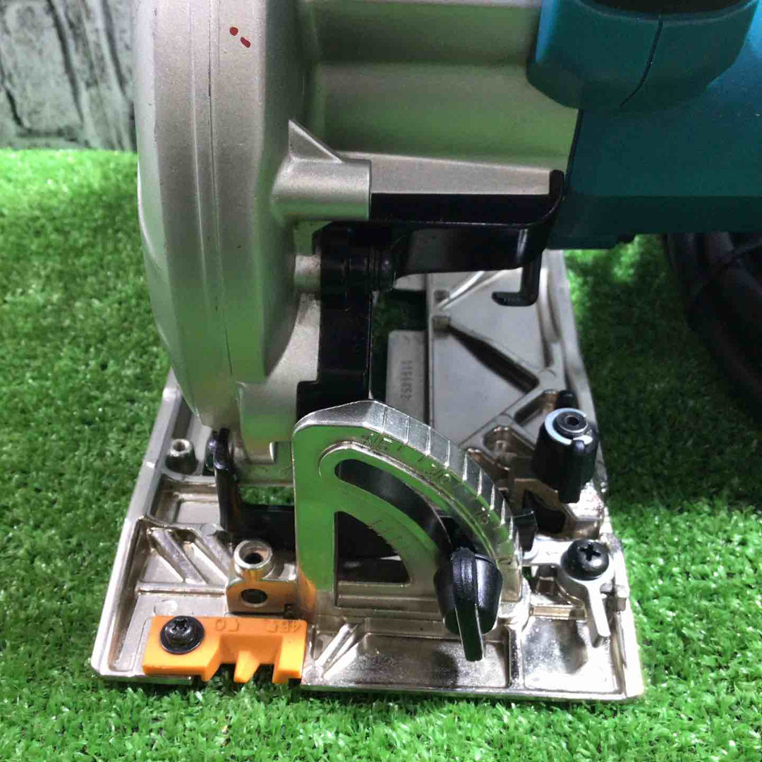 【中古品】★マキタ(makita) 電気マルノコ HS6301 100V 165mm【柏店】