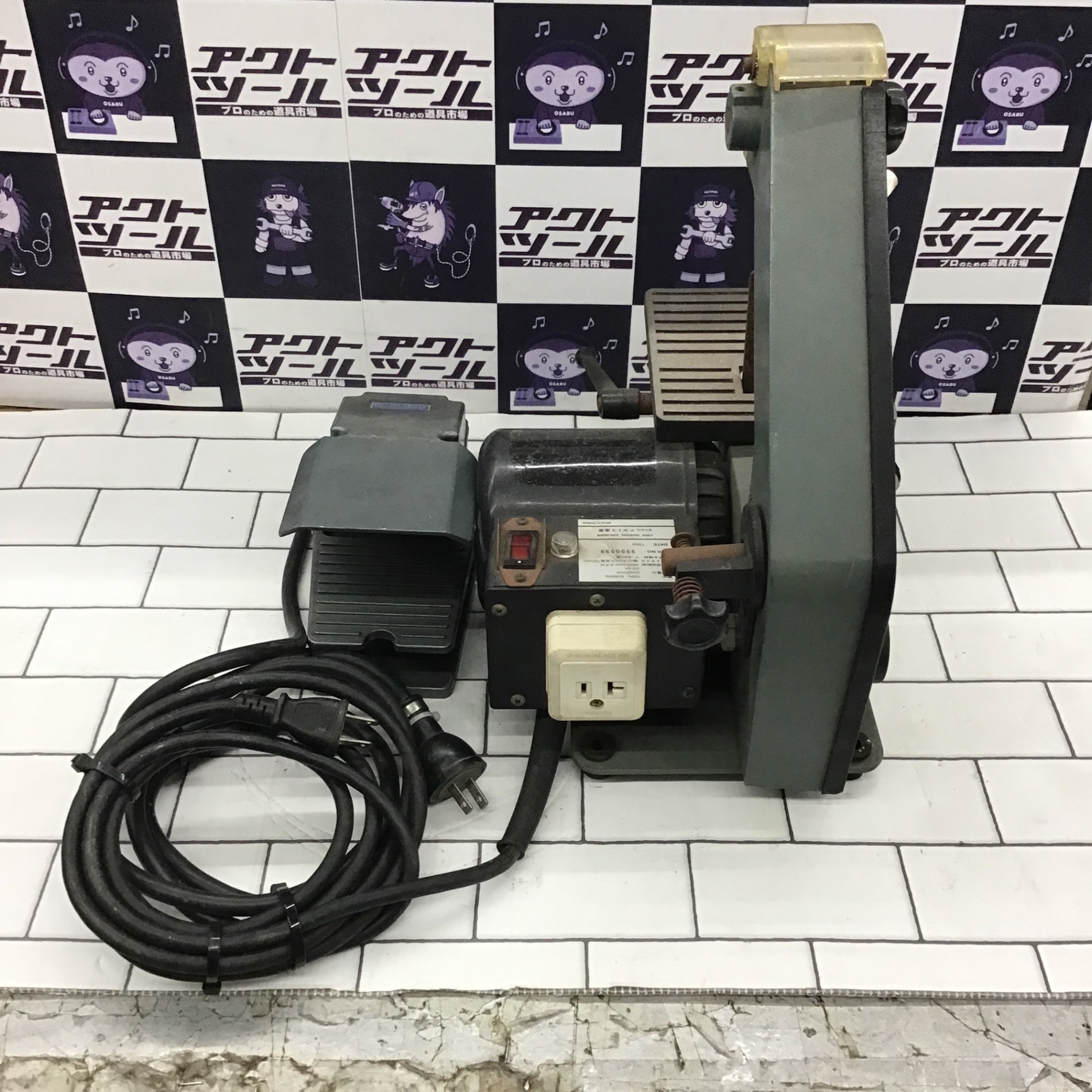 ナカトミ 卓上ベルトサンダー B-25 HOMETOOL (D6365yxYM)