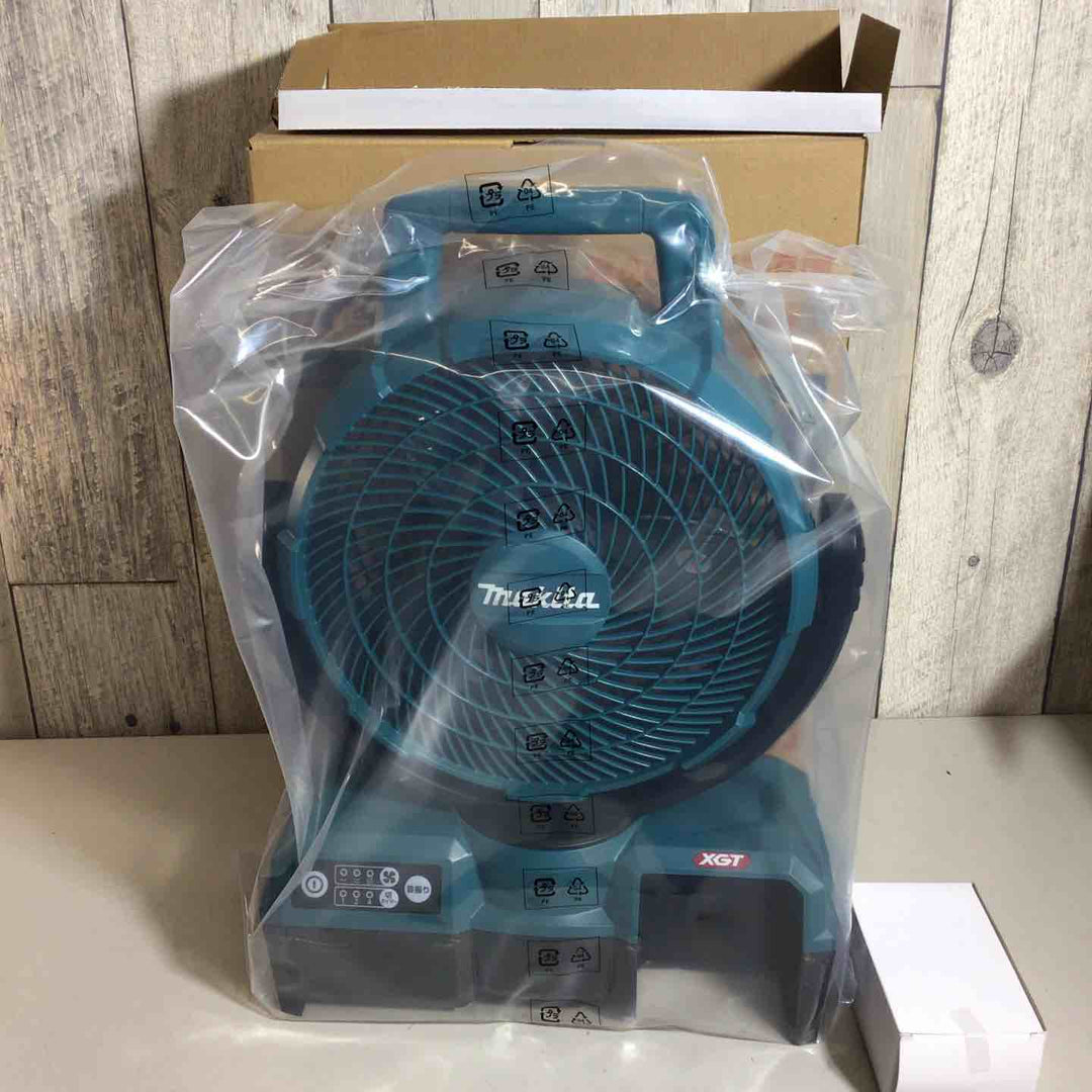 【未使用品】☆マキタ(makita) コードレスファン CF001GZ 充電式 首振りファン  扇風機 青 ブルー【戸田店】