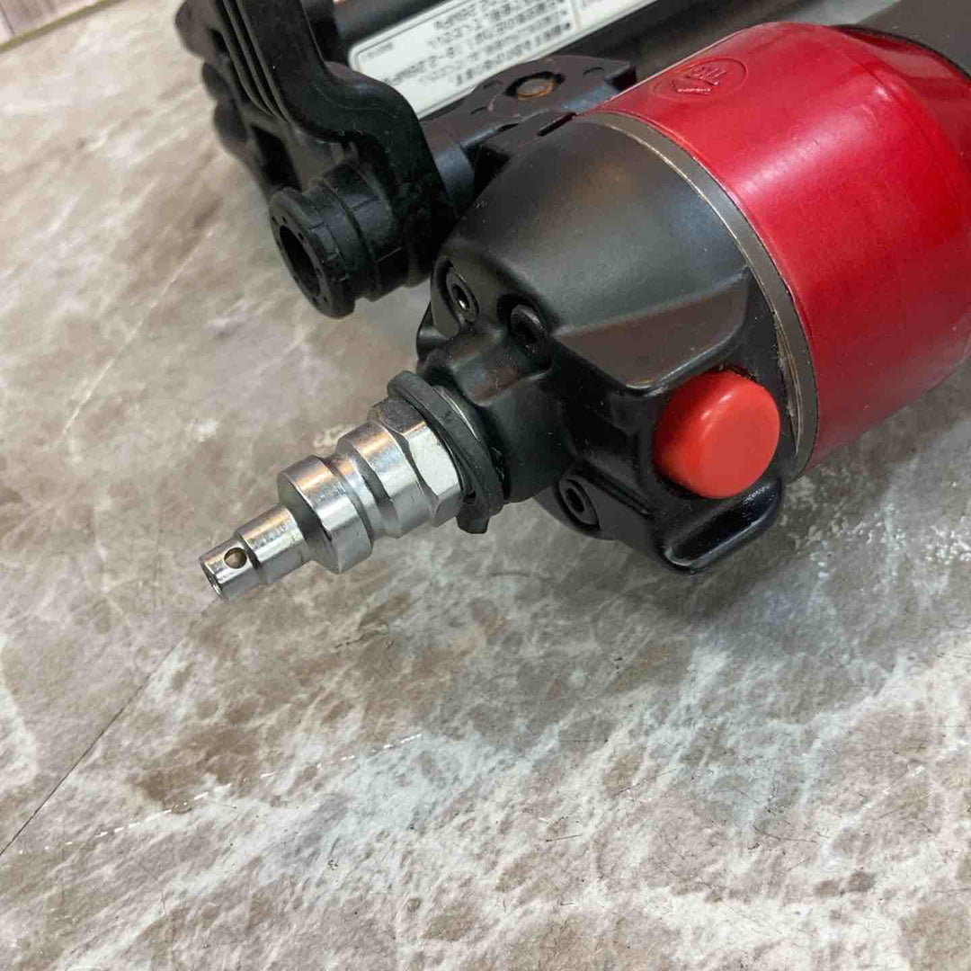 【中古品】★マキタ(makita) 高圧フロアタッカ AT1150HA【八潮店】