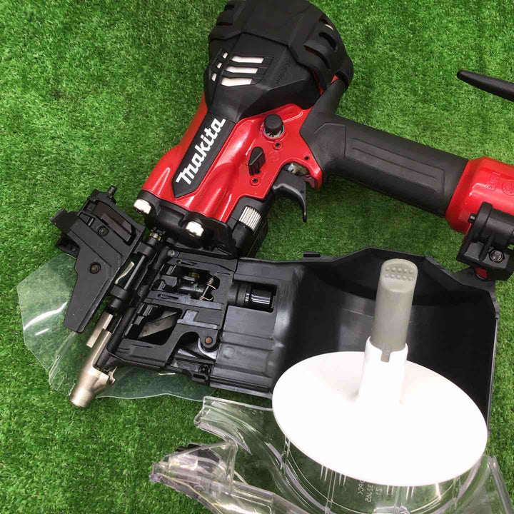 ★マキタ(makita) 高圧エア釘打ち機 AN732H【富山店】◆SC