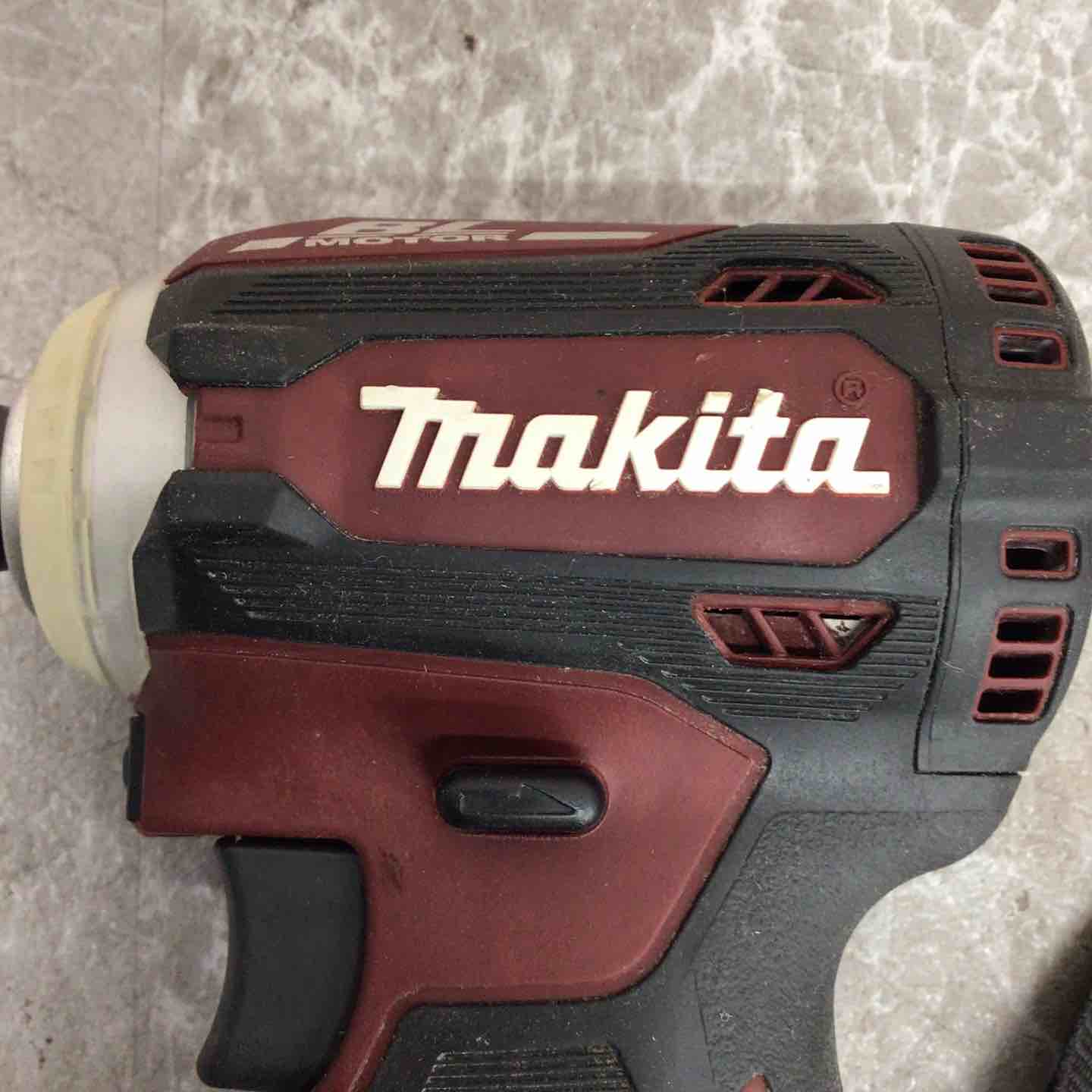 ☆マキタ(makita) コードレスインパクトドライバー TD171DGXAR【八潮店