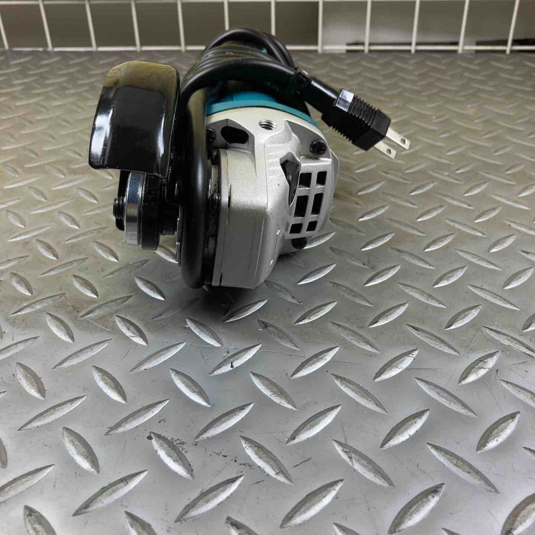 マキタ(makita) ディスクグラインダ 低速高トルク ブレーキ付 100mm 9533BLA【川崎店】