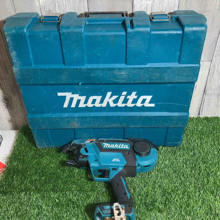 ★マキタ(makita) コードレス鉄筋結束機 リバータイア TR180DZK　メーカー修理品【戸田店】