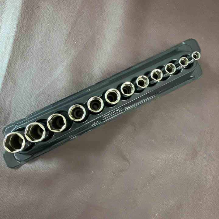 【中古美品】スナップオン(Snap-on) ディープソケット12個セット 8-19mm PAKLD086【東大和店】