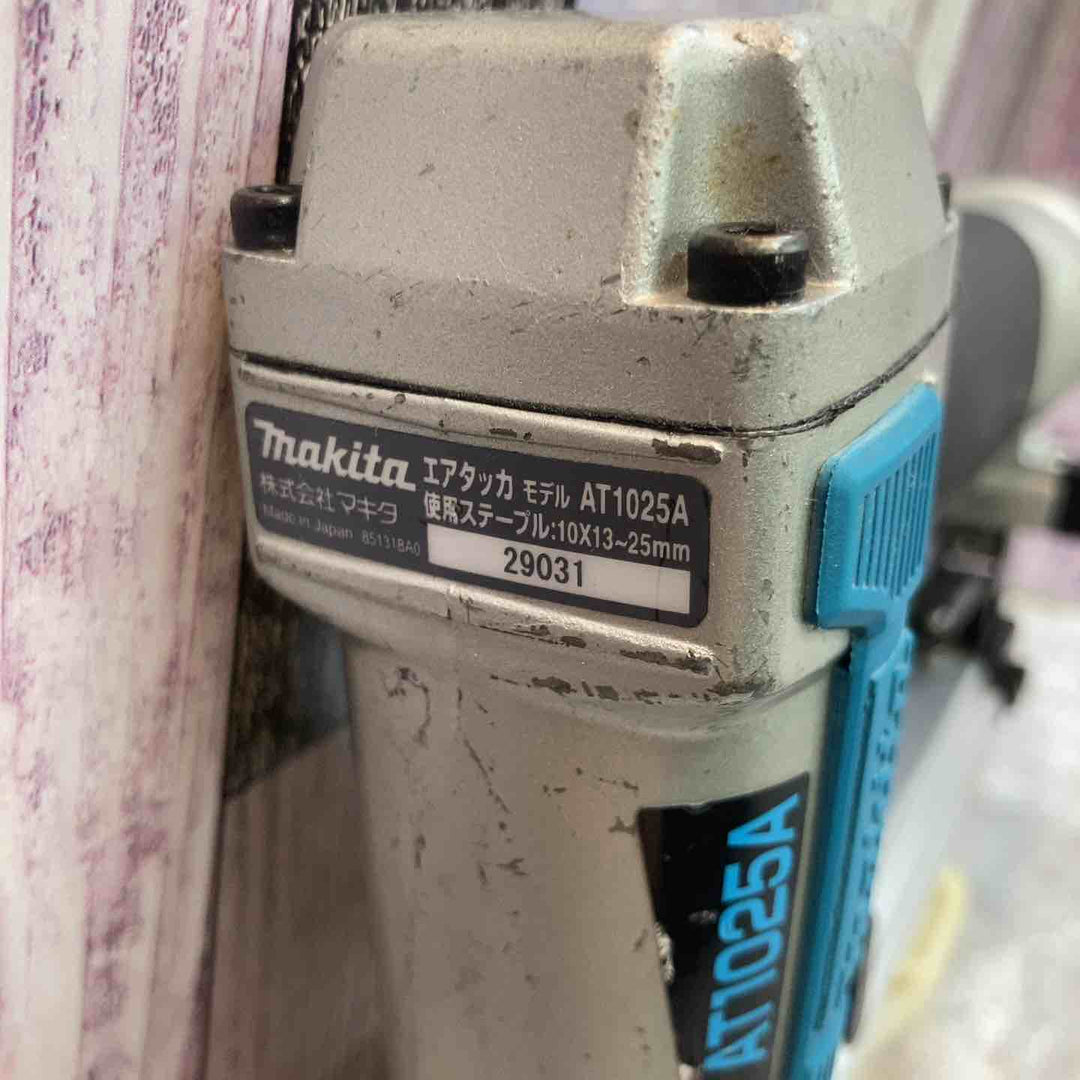 ◇マキタ(makita) 常圧エアタッカ 10mm AT1025AK【八潮店】