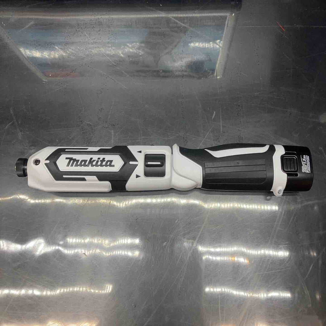 ★マキタ(makita) コードレスペンインパクトドライバー TD022DSHXW【川越店】