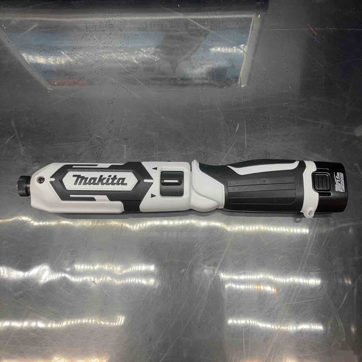★マキタ(makita) コードレスペンインパクトドライバー TD022DSHXW【川越店】