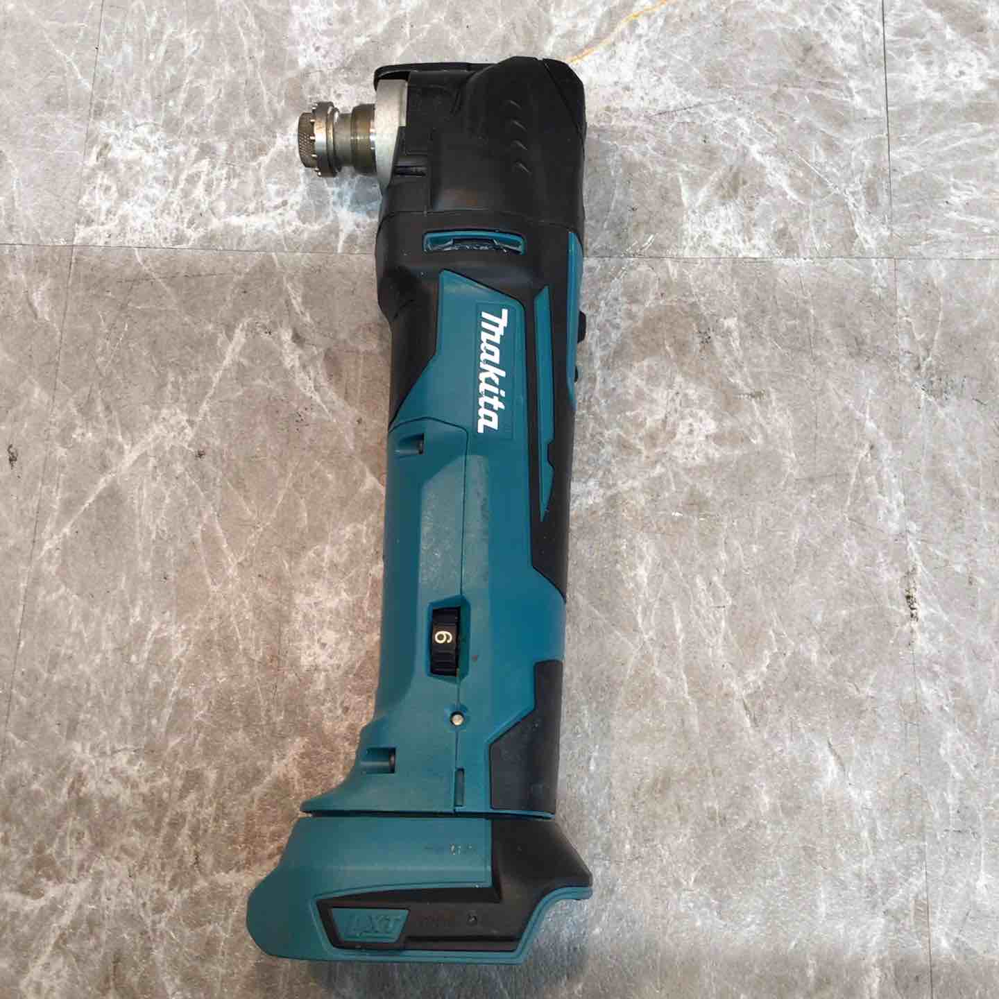 makita 18Vマルチツール 美品中古 カットソー10枚付き！