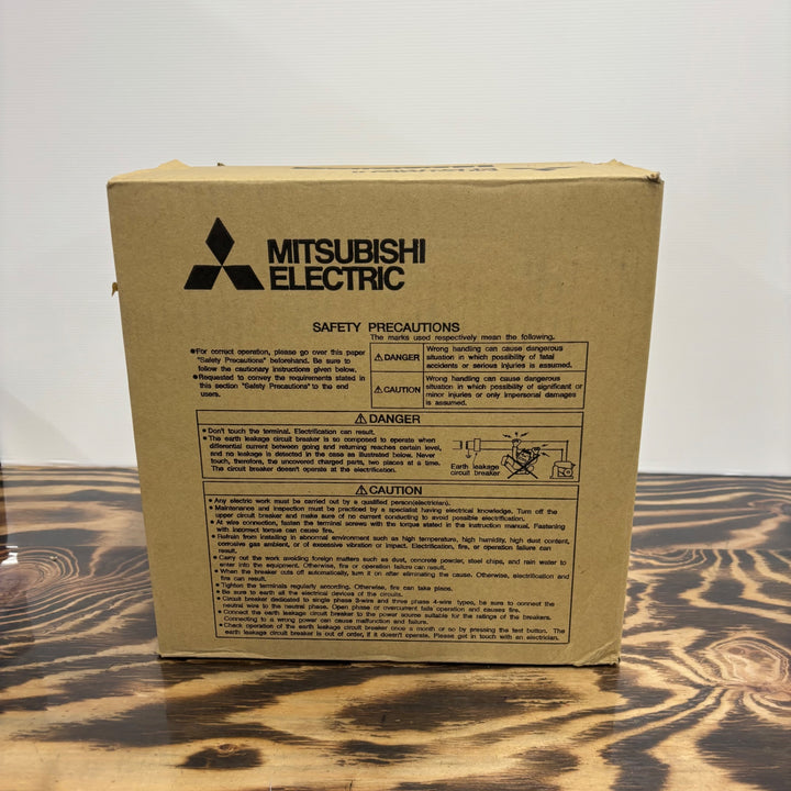 【未使用品】三菱電機 ノーヒューズブレーカー NF400-SW 3P 300A【電材館越谷店】