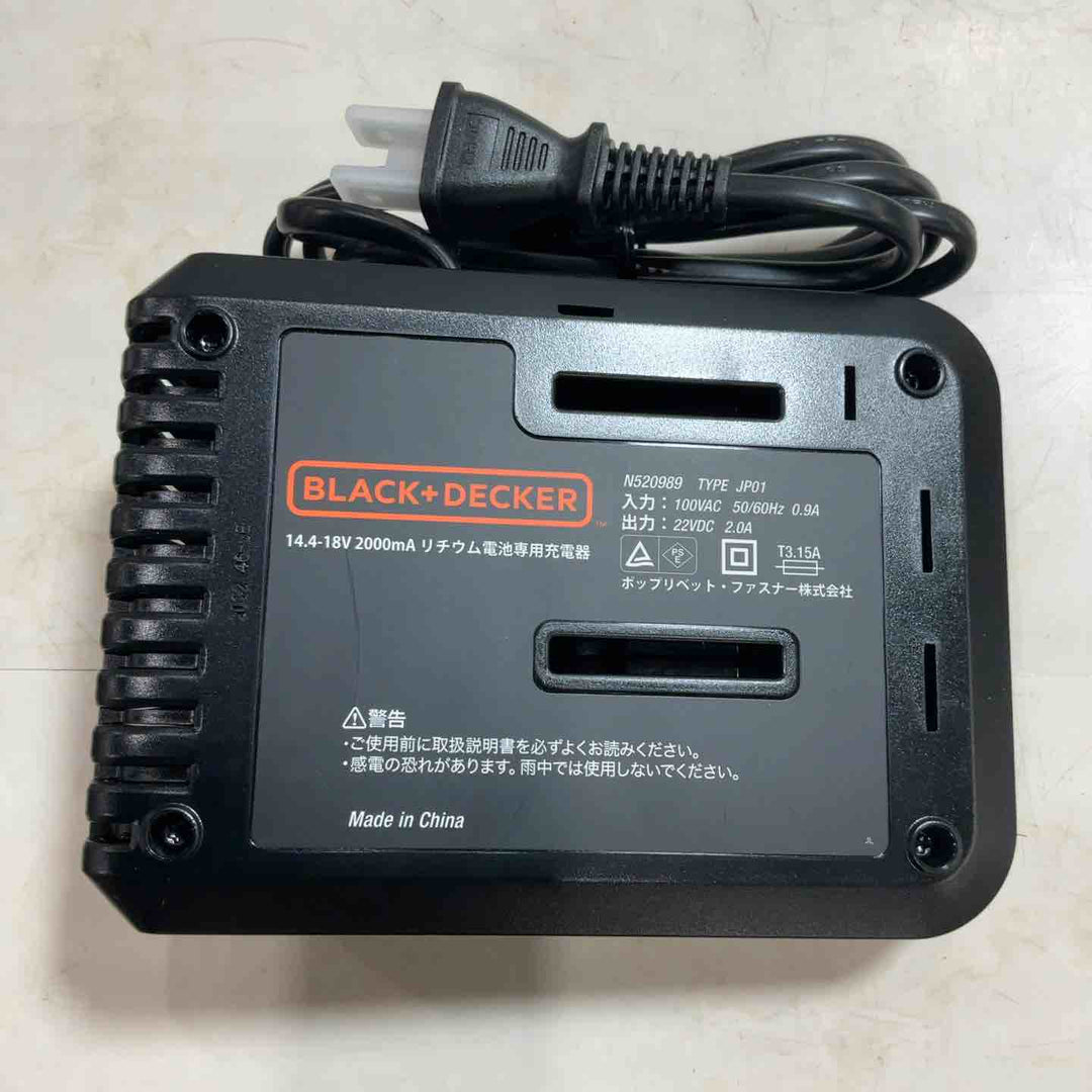 ブラックアンドデッカー　バッテリー×2個、充電器、ケース付き【川口店】