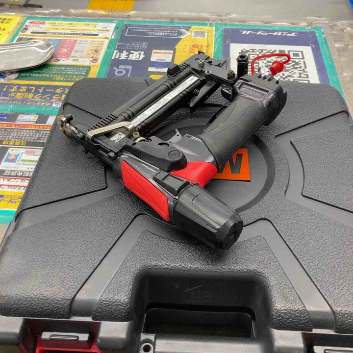★マックス(MAX) 高圧フロアタッカー HA-38F4(D)【戸田店】