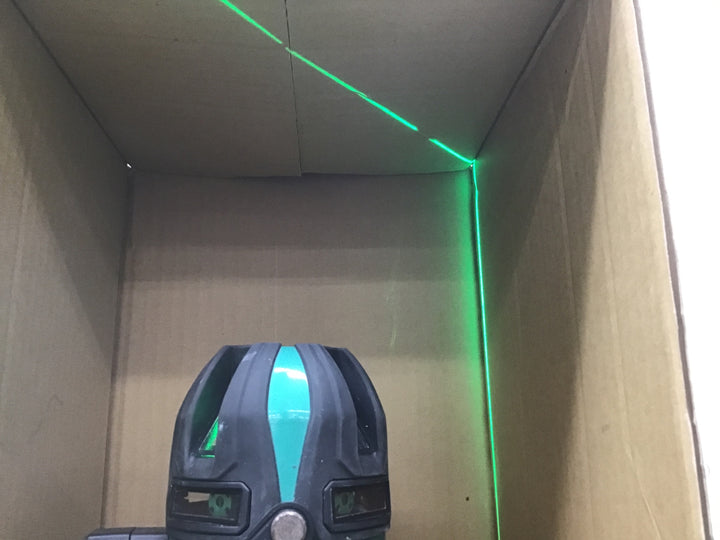 現状品◇VOICE レーザー墨出し器 グリーンレーザー VLG-8X　ガラス割れ有【富山店】●SC