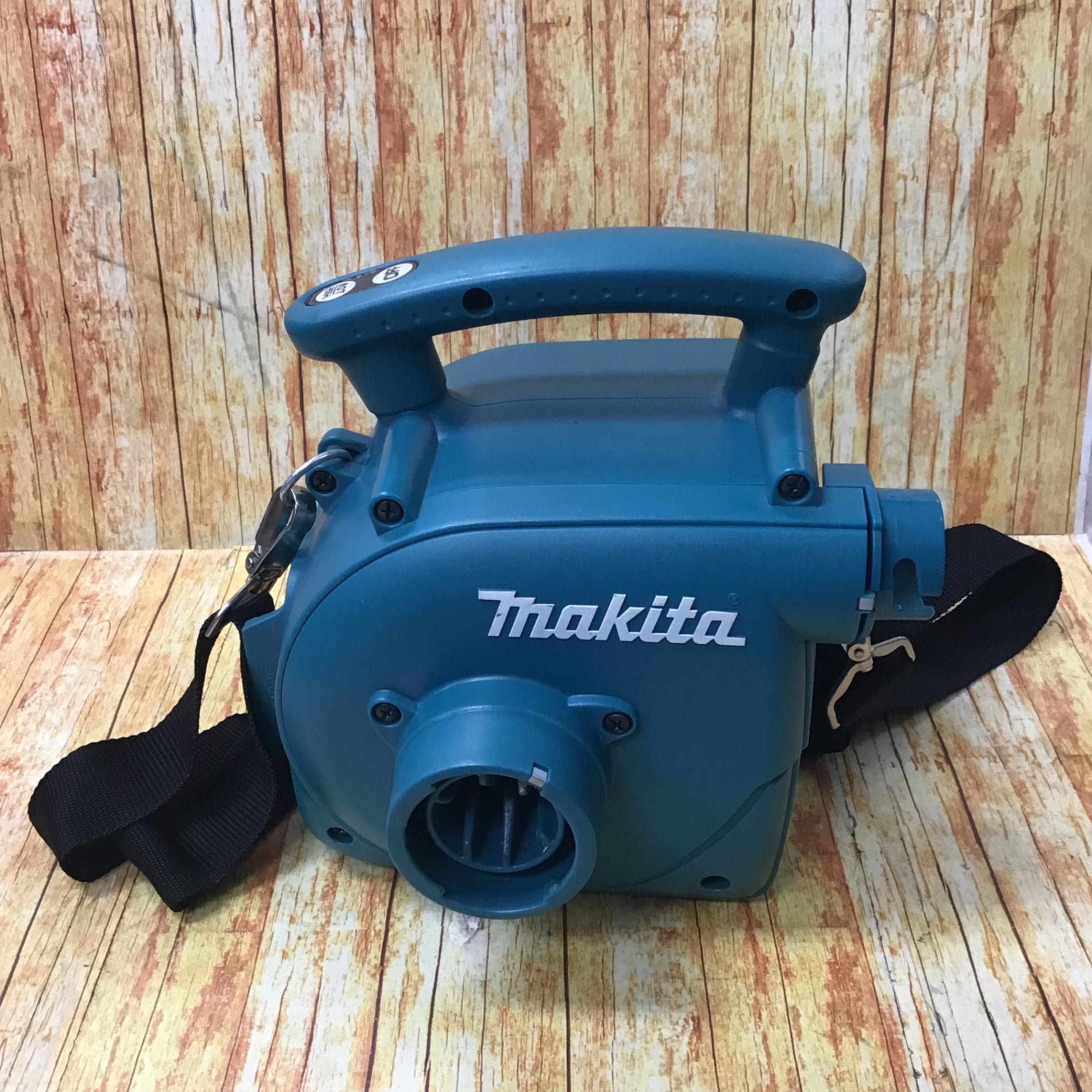 ☆マキタ(makita) コードレス集じん機 VC350DZ【川口店 ☆マキタ(makita) コードレス集じん機 VC350DZ【川口店