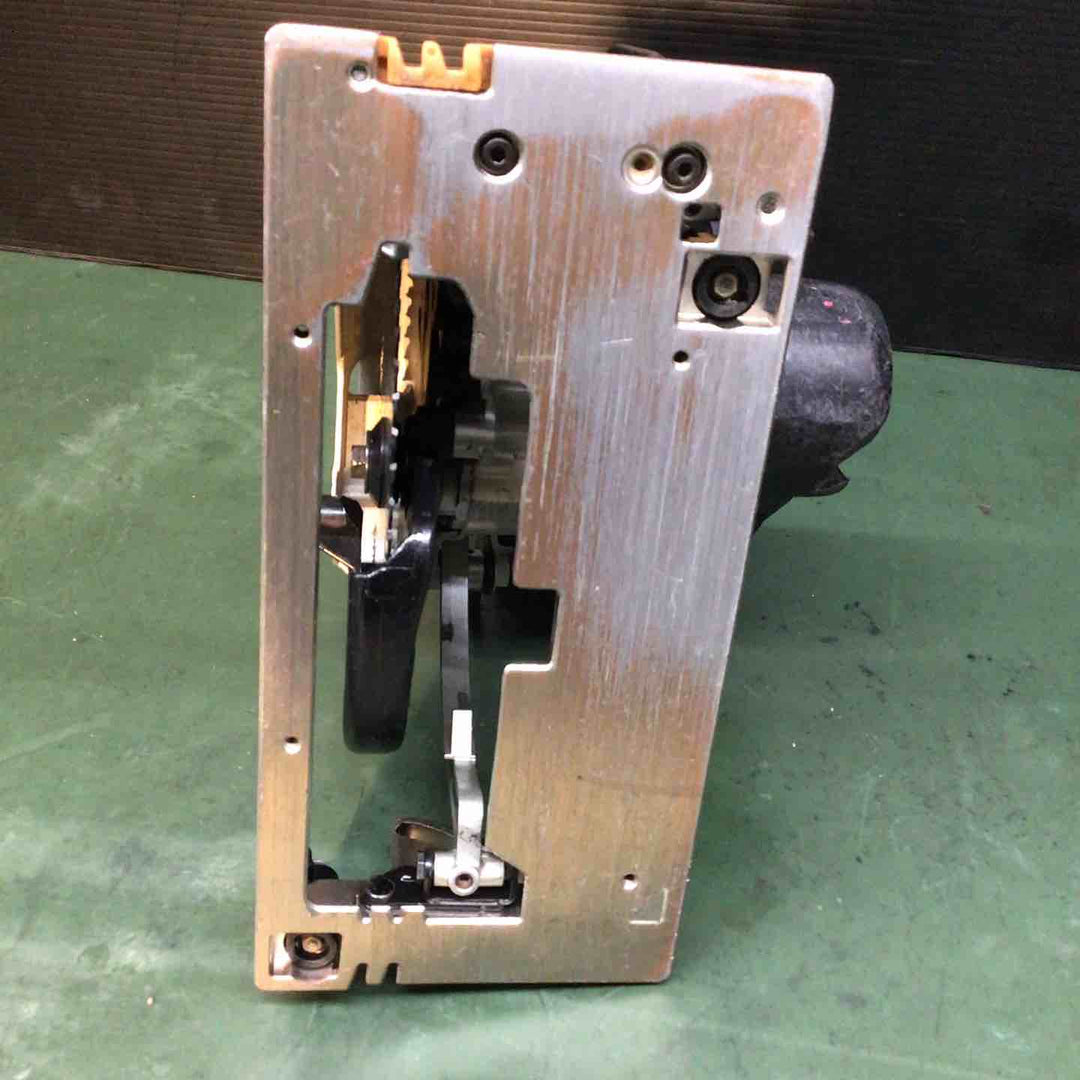 ★マキタ(makita) コードレス丸のこ HS631DZB【戸田店】
