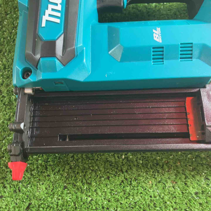 ★マキタ(makita) コードレスフィニッシュネイラ FN001GZK【川崎店】