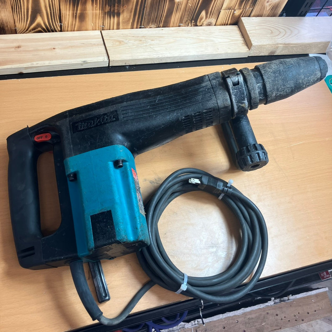 ◇マキタ(makita) 電動ハンマ HM1100C【越谷店】