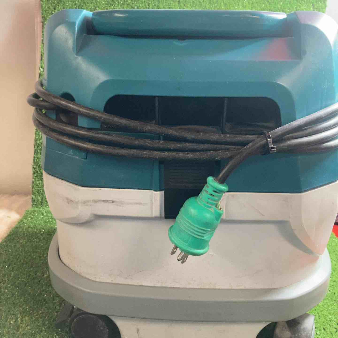 マキタ 集塵機 モデル：不明 本体のみ【川崎店】