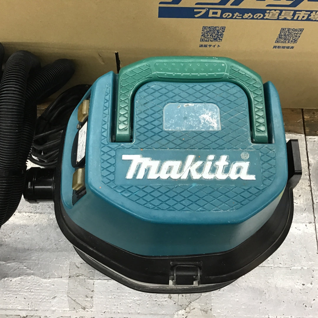 〇マキタ(makita) 乾式 集じん機 482(P)【所沢店】