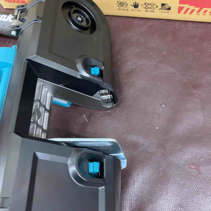 【未使用(店頭展示品)】★マキタ(makita) 40Vmax コードレスポータブルバンドソー PB003GZ(本体のみ)【東大和店】