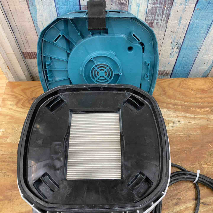 ★マキタ(makita) 集じん機 乾式 VC0830 連動機能【柏店】