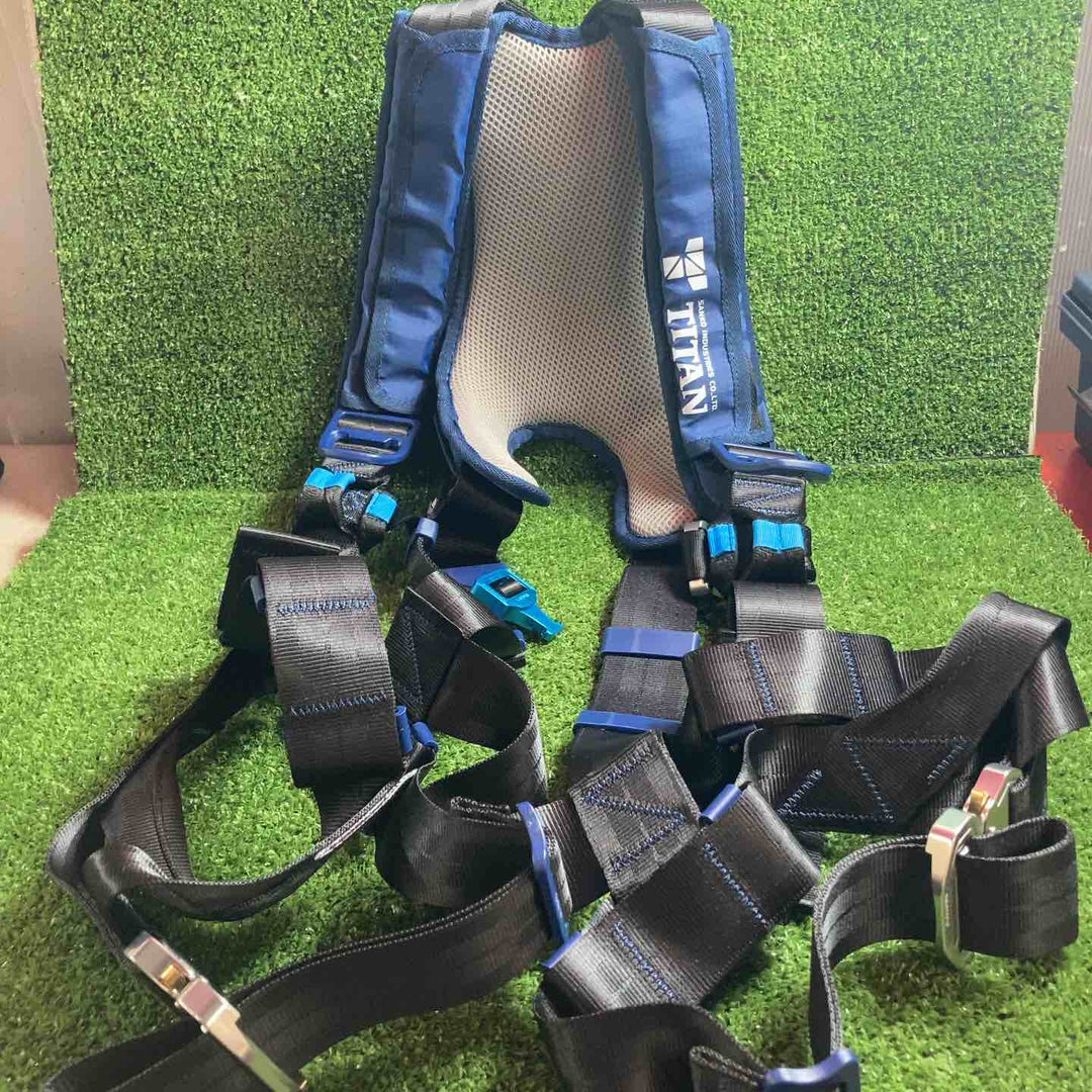 ルハーネス　TITAN HORIZON-WMLTD-BLMB型【川崎店】