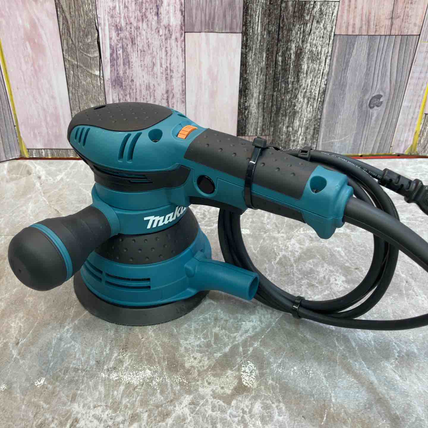 ◇マキタ(makita) オービットサンダ(ランダム) BO5041【八潮店