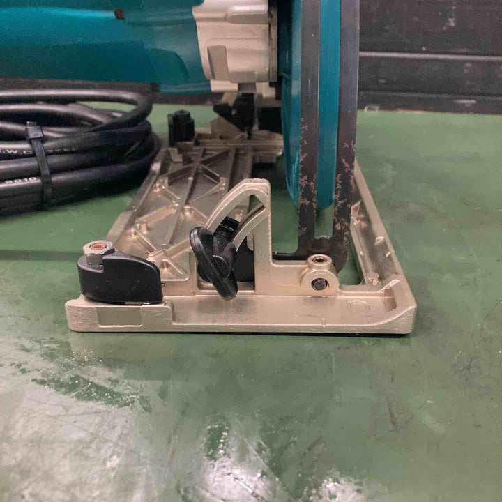 ★マキタ(makita) 165mm電気マルノコ 5637BA【戸田店】