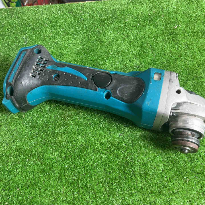 ☆マキタ(makita) 100mmコードレスディスクグラインダー GA400DZ【草加店】