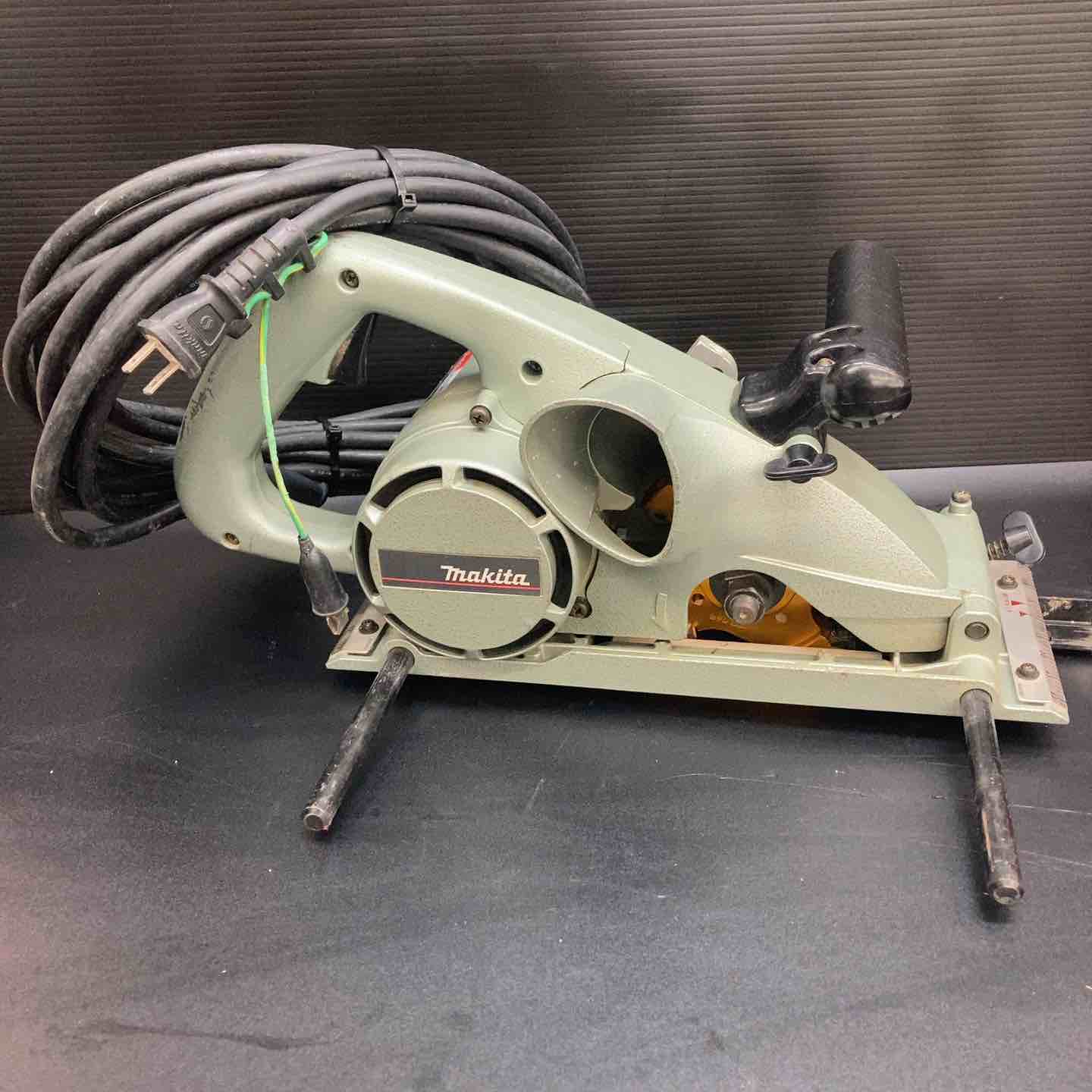 ◇マキタ(makita) 仕上げミゾキリ 溝切 3803A【川越店】 – アクト