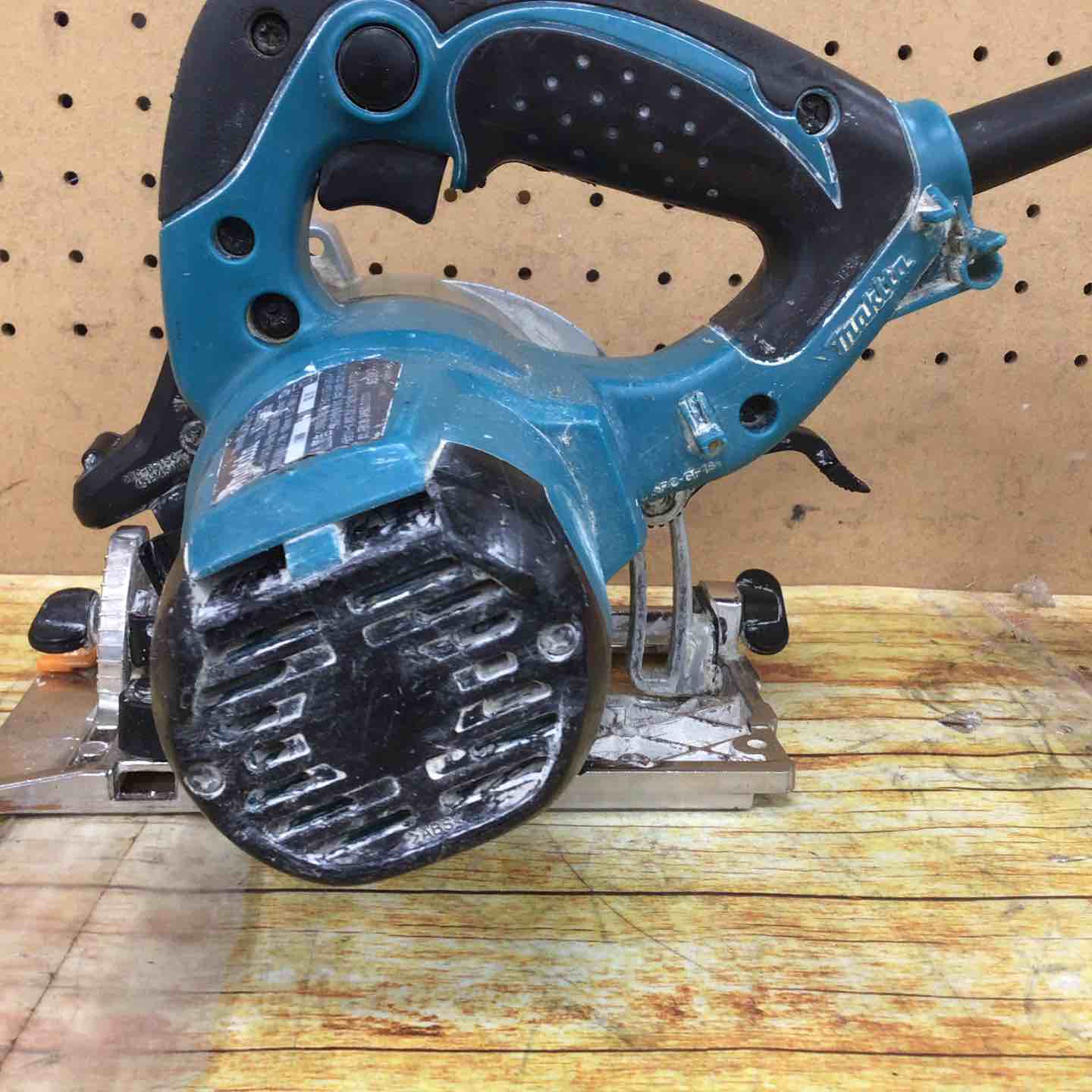 マキタ(makita) 防じん丸のこ KS4100F【川崎店】 – アクトツール