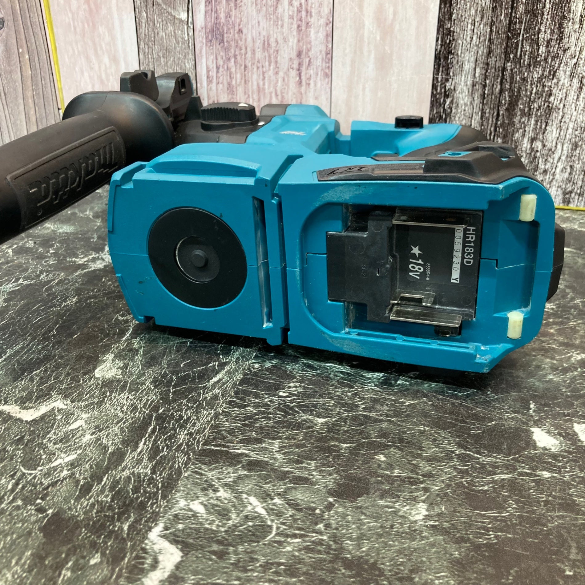 ☆マキタ(makita) コードレスハンマドリル HR183DZK【八潮店