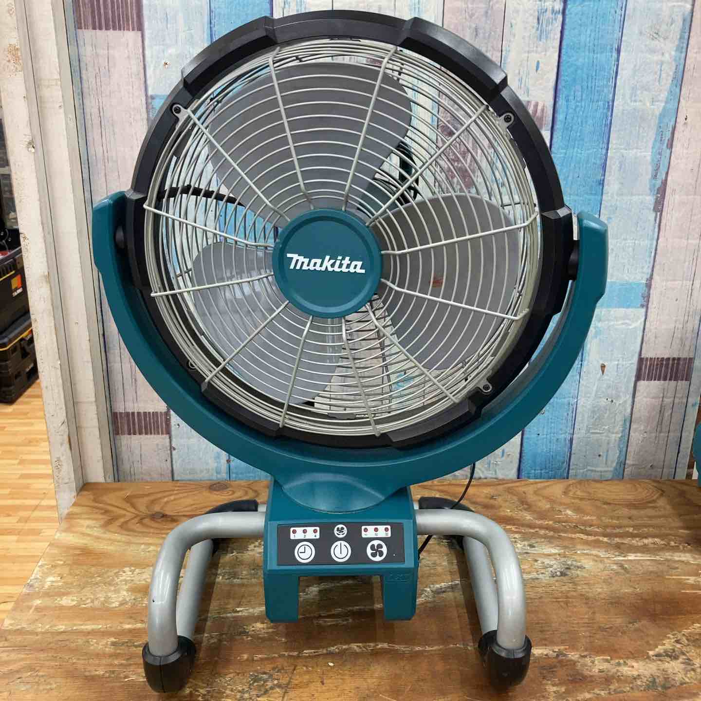 ☆マキタ(makita) コードレス産業扇 CF300DZ【柏店】 – アクトツール