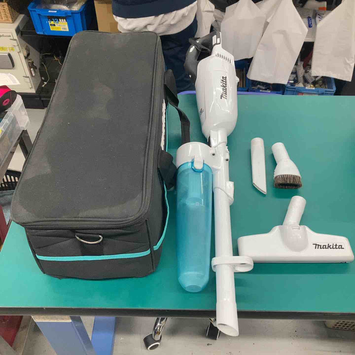◇マキタ(makita) コードレスクリーナー CL281FDZCW【戸田店】