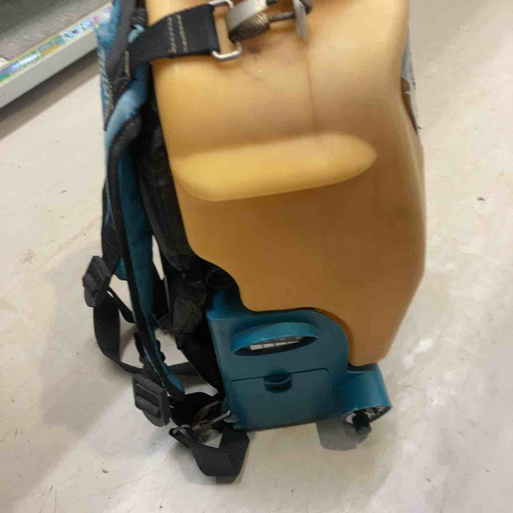 ◇マキタ(makita) コードレス噴霧器 MUS156DZ【町田店】
