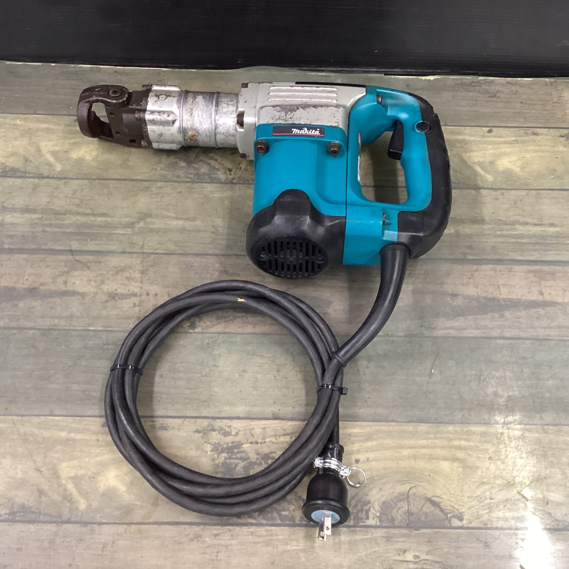 マキタ(makita) 電動ハンマ HM0830 【東大和店】 – アクトツール