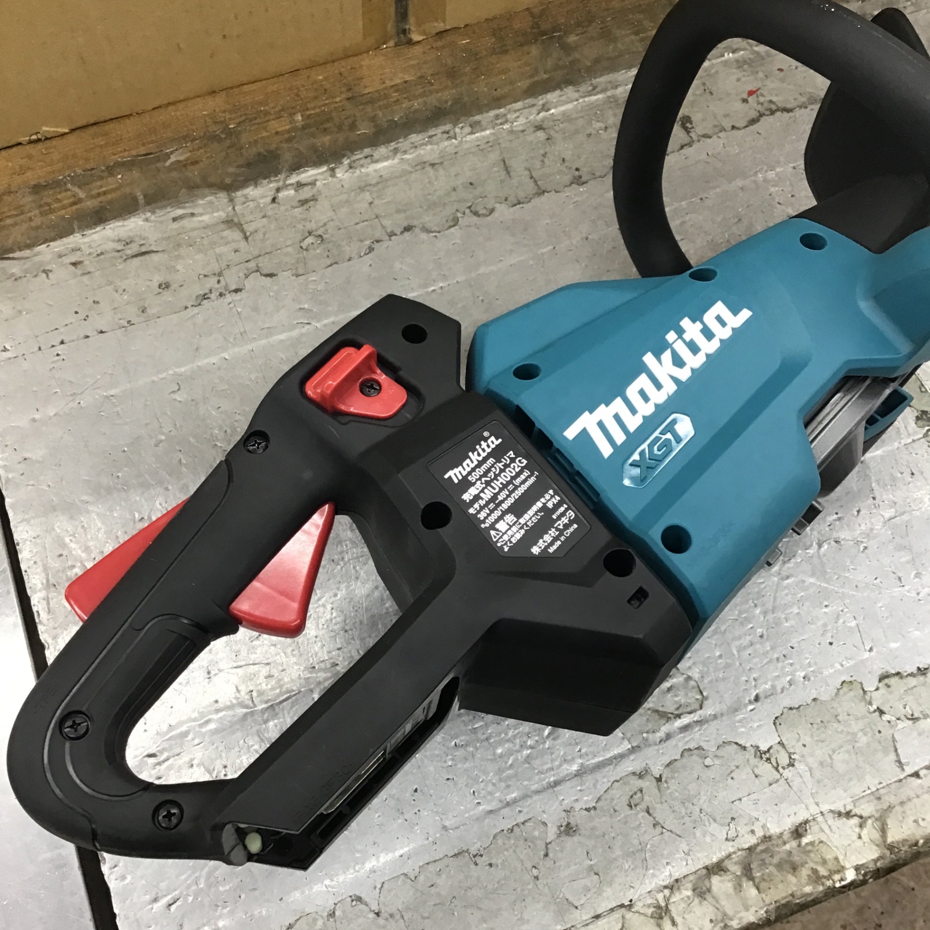 〇マキタ(makita) コードレスヘッジトリマー MUH002GZ【所沢店