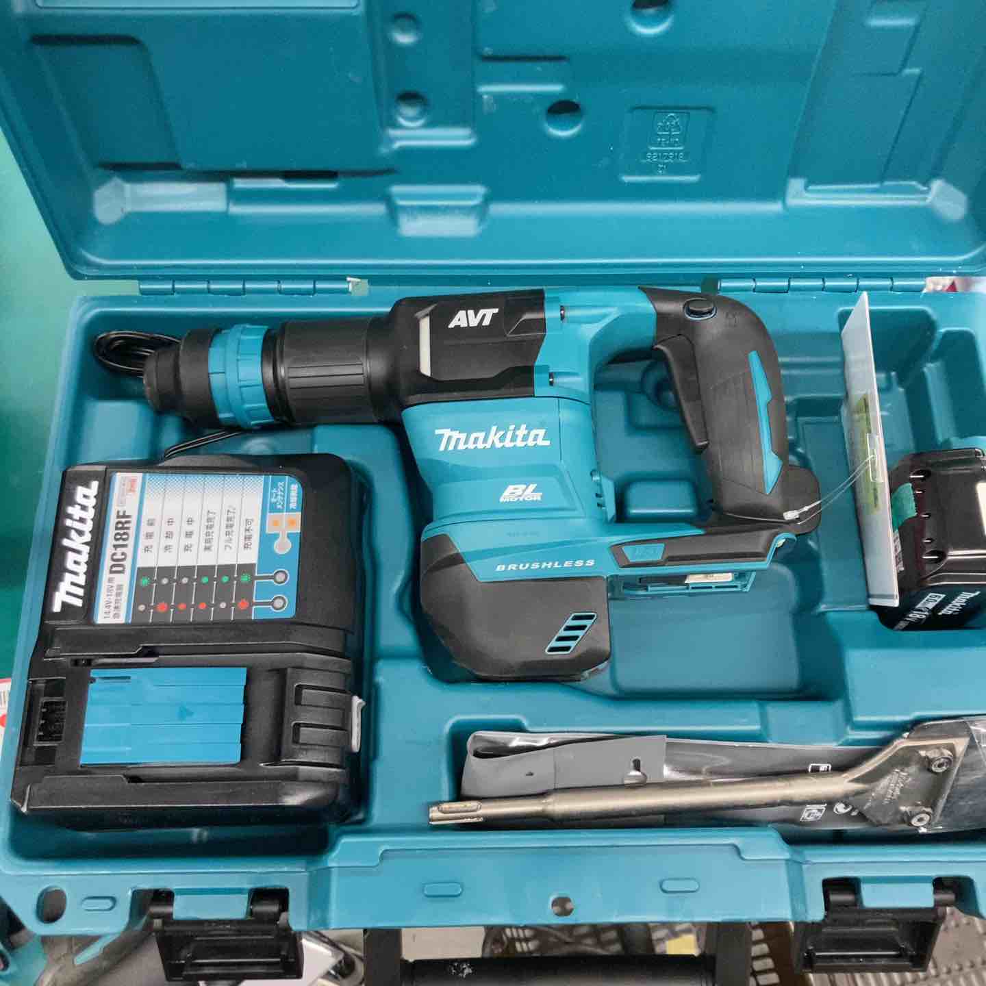 ★マキタ(makita) コードレスケレン HK180DRGX　バッテリーは一つ【戸田店】 ☆マキタ(makita) コードレスケレン HK180DRGX バッテリーは一つ【戸田