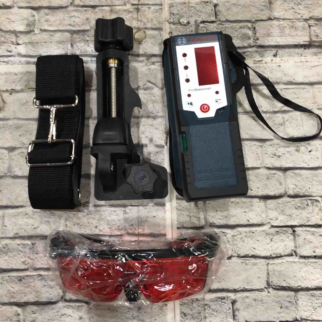 ◇ボッシュ(BOSCH)  電子整準方式・ レーザー墨出し器 GLL5-40ELR【川口店】