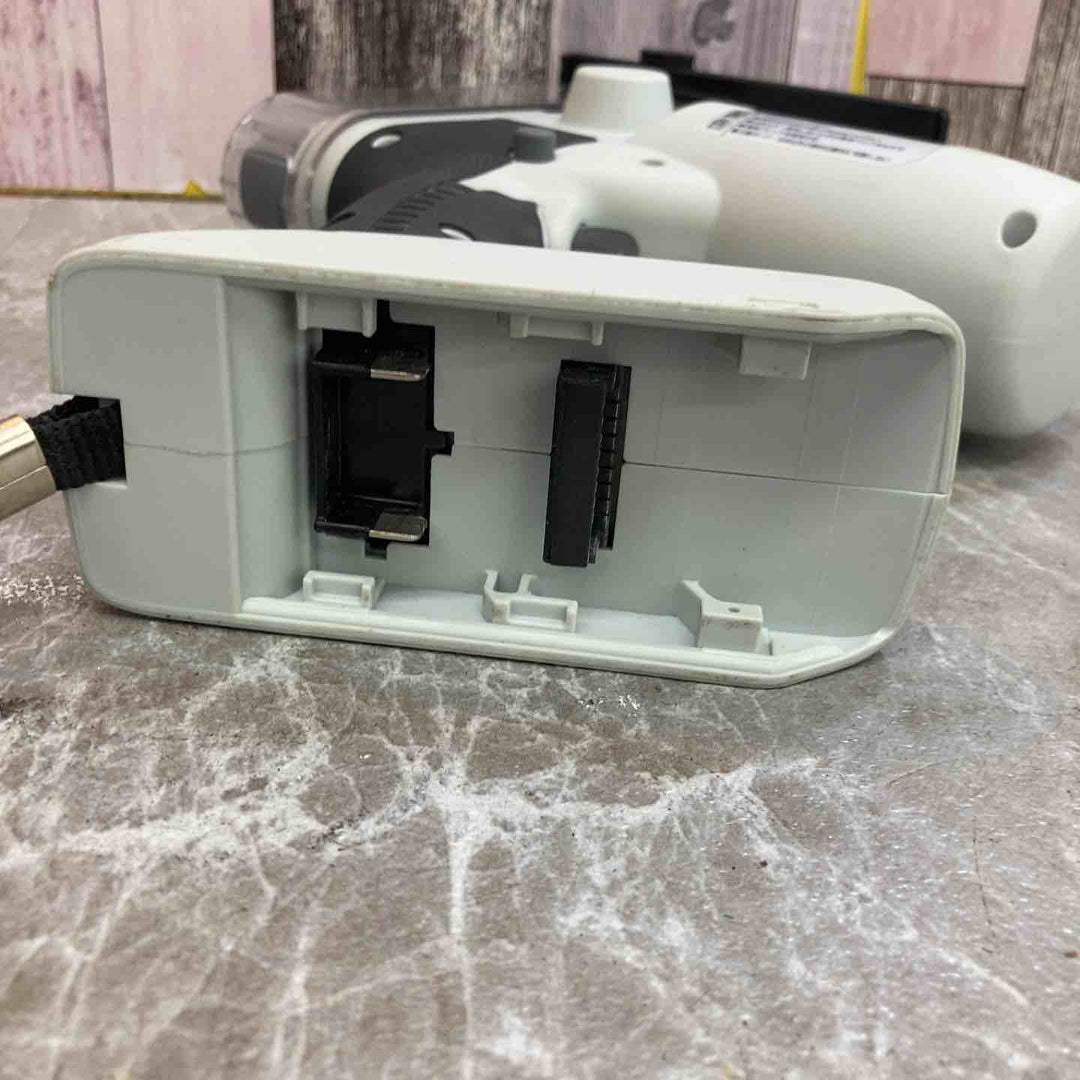 ◇パナソニック(Panasonic) コードレス角穴カッター EZ4543LE1S-B ボードカッター【八潮店】