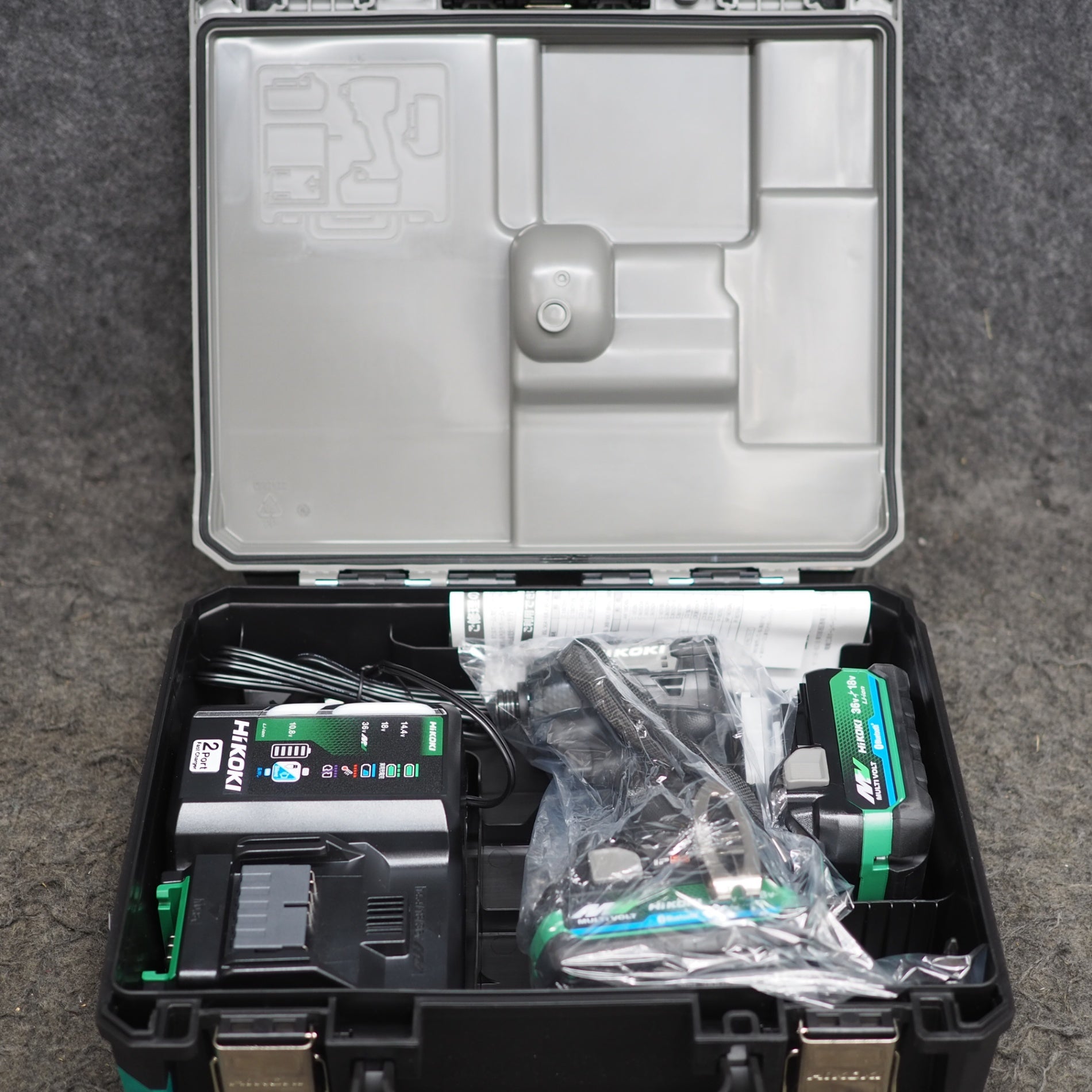 未使用品】ハイコーキHIKOKI コードレスインパクトドライバ ストロング