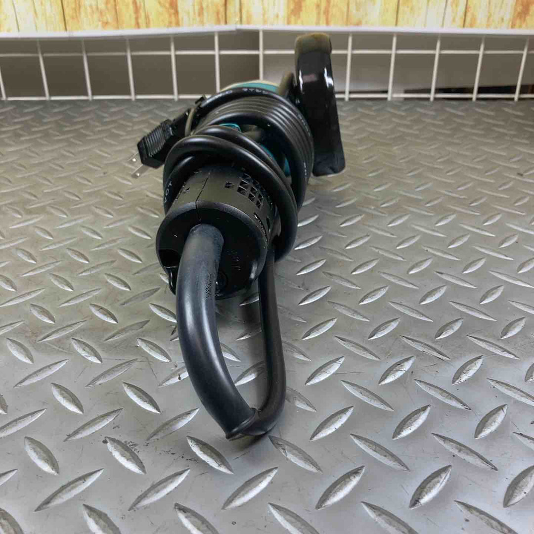 マキタ(makita) ディスクグラインダ 低速高トルク ブレーキ付 100mm 9533BLA【川崎店】