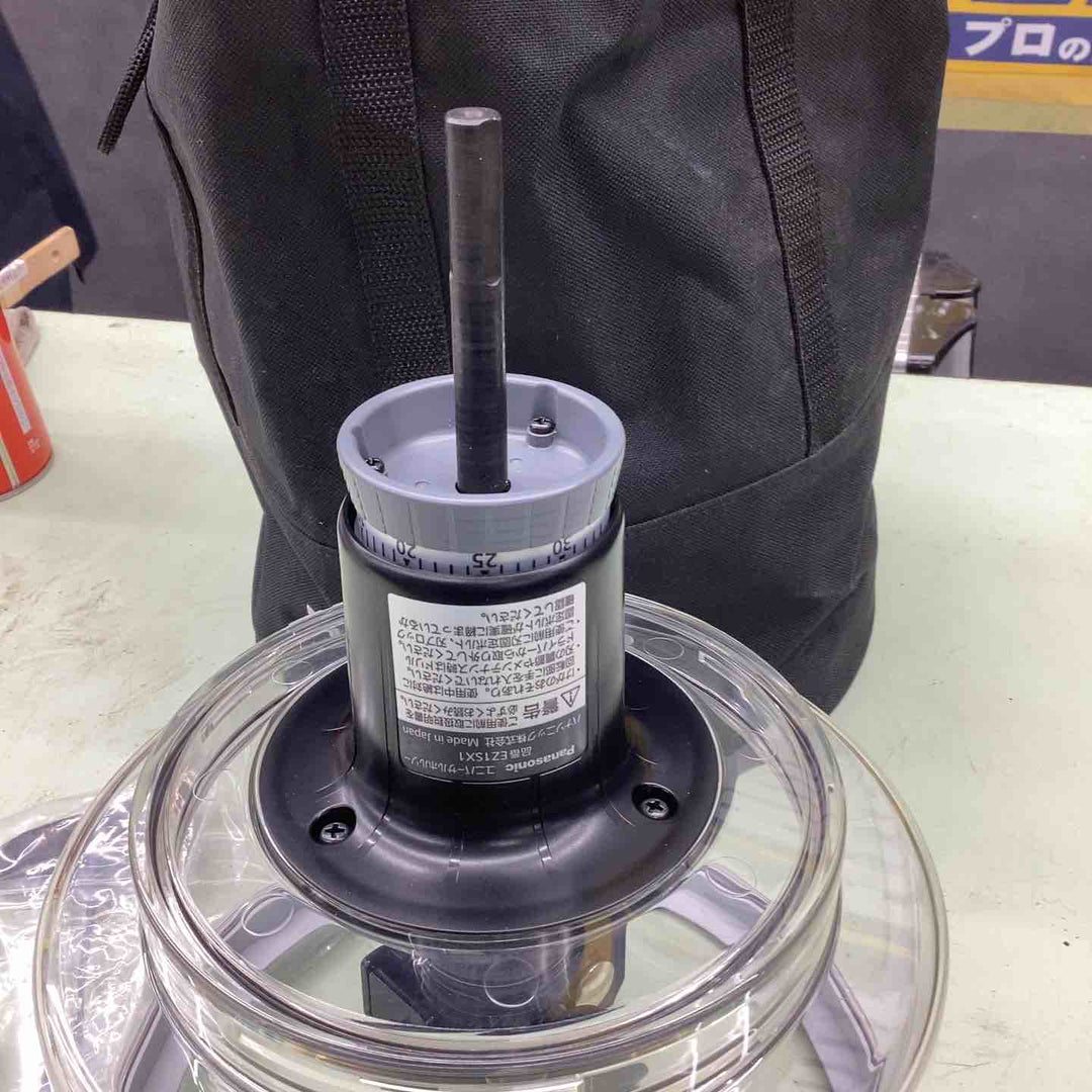 [パナソニック] ホールソー 開口範囲Φ 60～160㎜ 新超硬刃 窯業系サイディング材 石こうボード コンパネ ケイカル板 ゴミこぼれしにくい 滑りにくい 取り外し可能 穴あけ ユニバーサルホルソー 60-160 EZ1SX1 ブラック【越谷店】