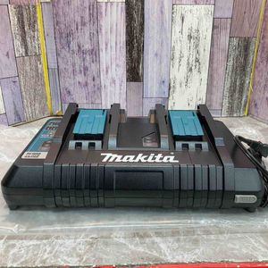 ★マキタ(makita) 2口急速充電器 DC18RD【八潮店】