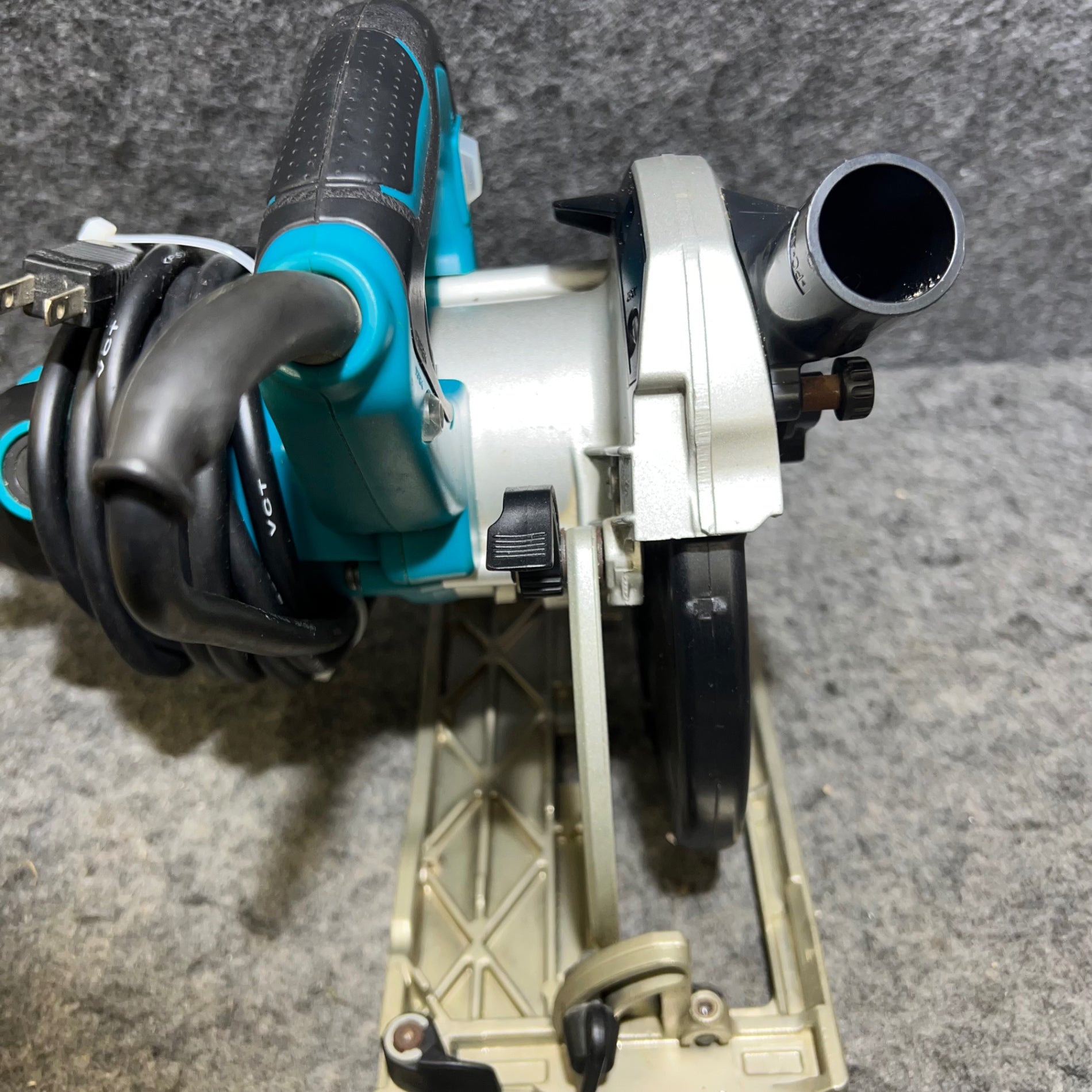 マキタ(makita) 電気マルノコ 5731S【桶川店】 ☆マキタ(makita) 電気マルノコ 5731S【桶川店】 – アクトツール