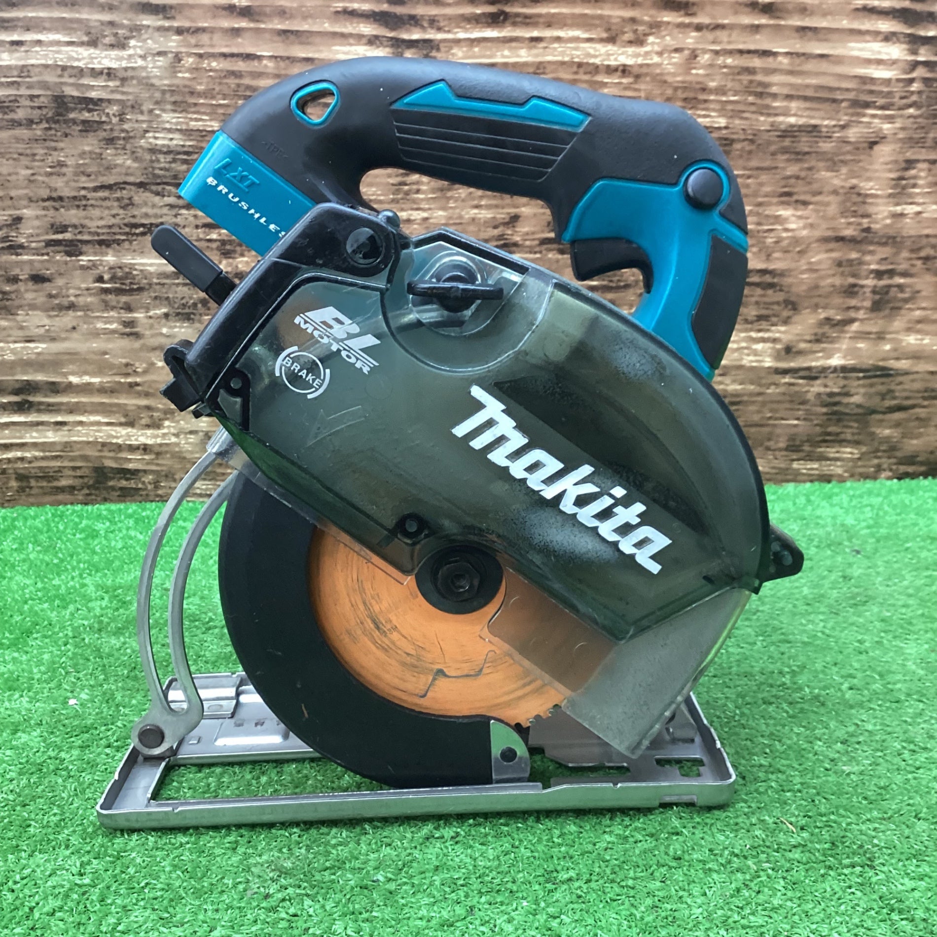 マキタ(makita) コードレスチップソーカッター CS553DZ【川越店