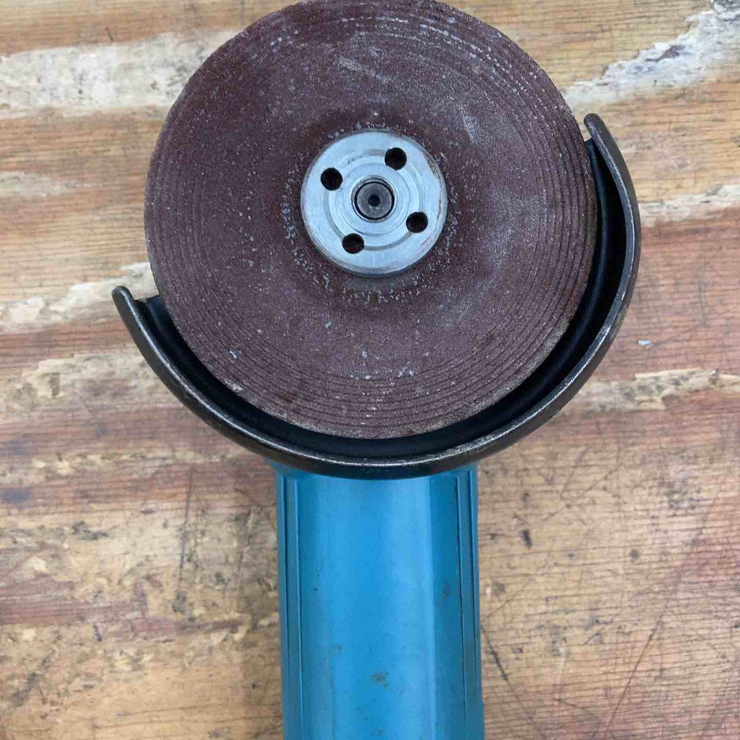 ☆マキタ(makita) 100mmディスクグラインダ 9533B【柏店】