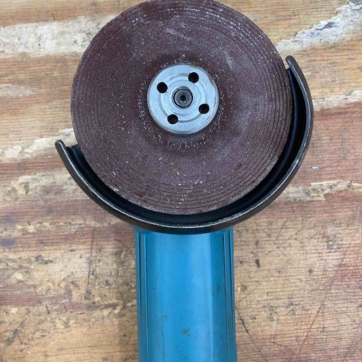 ☆マキタ(makita) 100mmディスクグラインダ 9533B【柏店】
